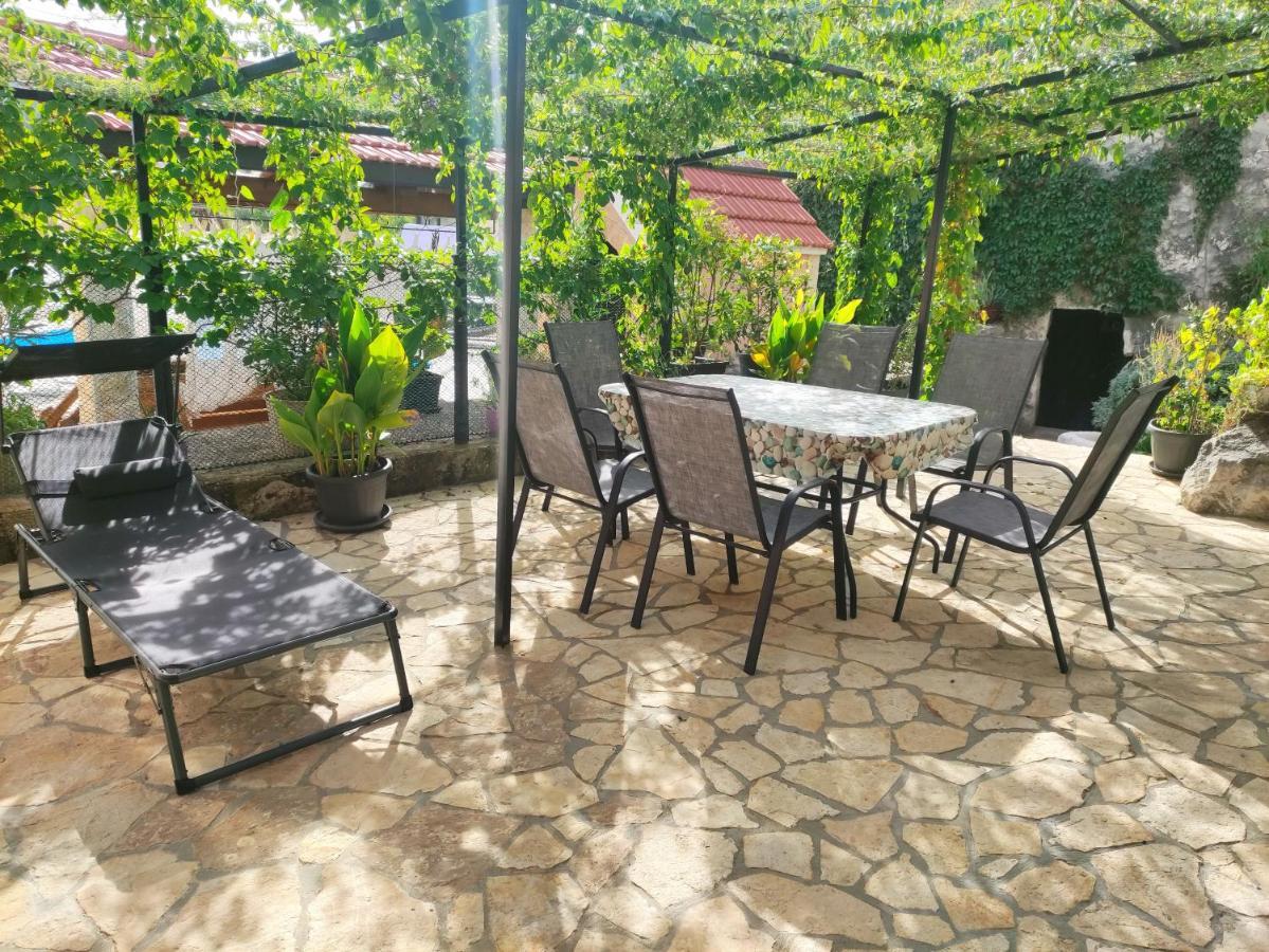 Holiday Home Perunika Zezevica Zewnętrze zdjęcie