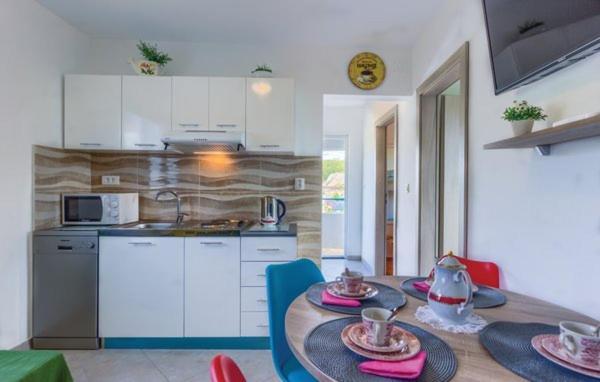 Holiday Home Perunika Zezevica Zewnętrze zdjęcie